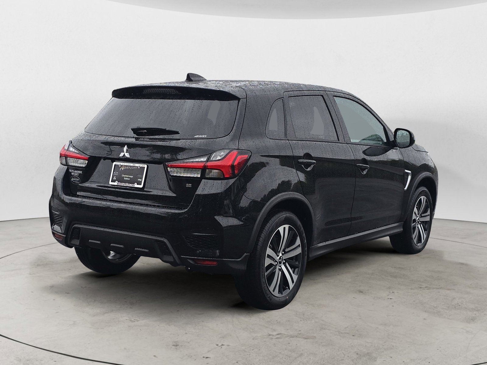 2025 Mitsubishi Outlander Sport SE photo 2