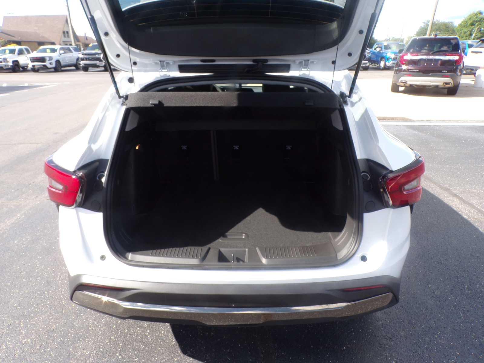 2025 Chevrolet Trax ACTIV photo 11