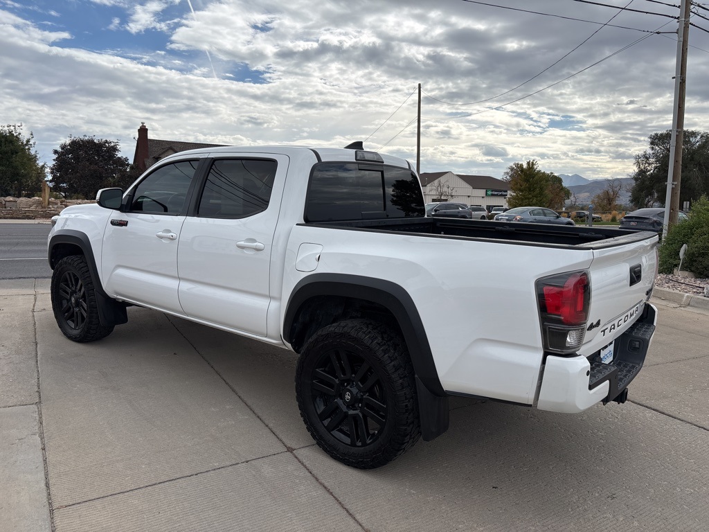 2019 Toyota Tacoma TRD Pro photo 6
