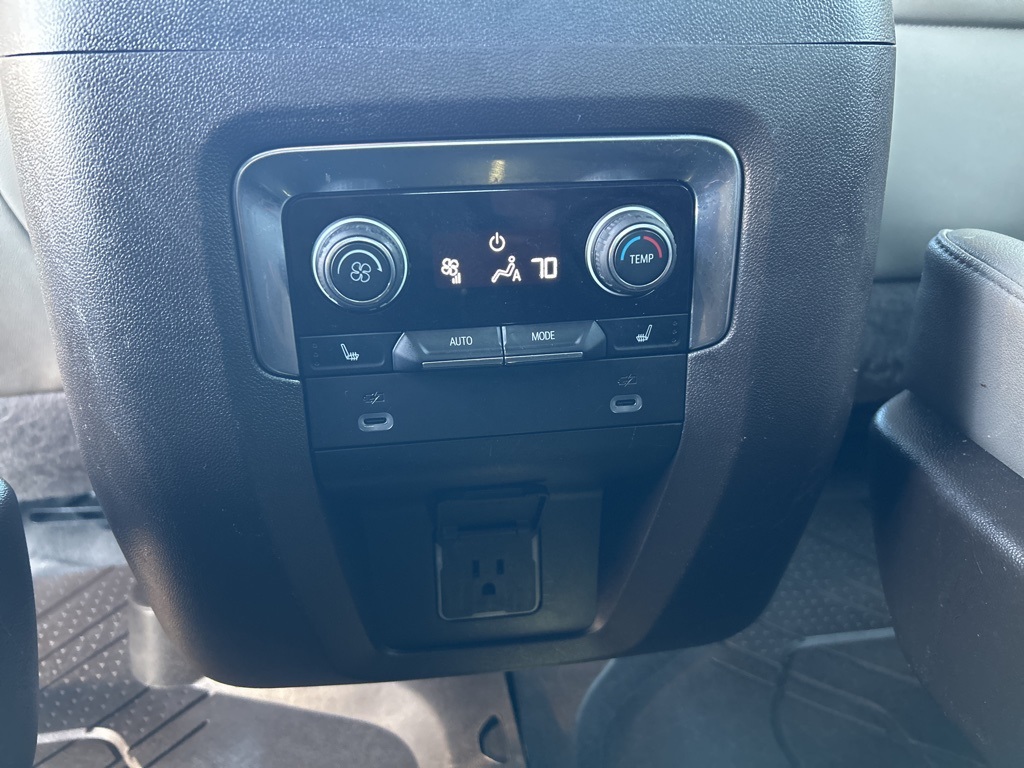 2022 Chevrolet Tahoe Z71 photo 24
