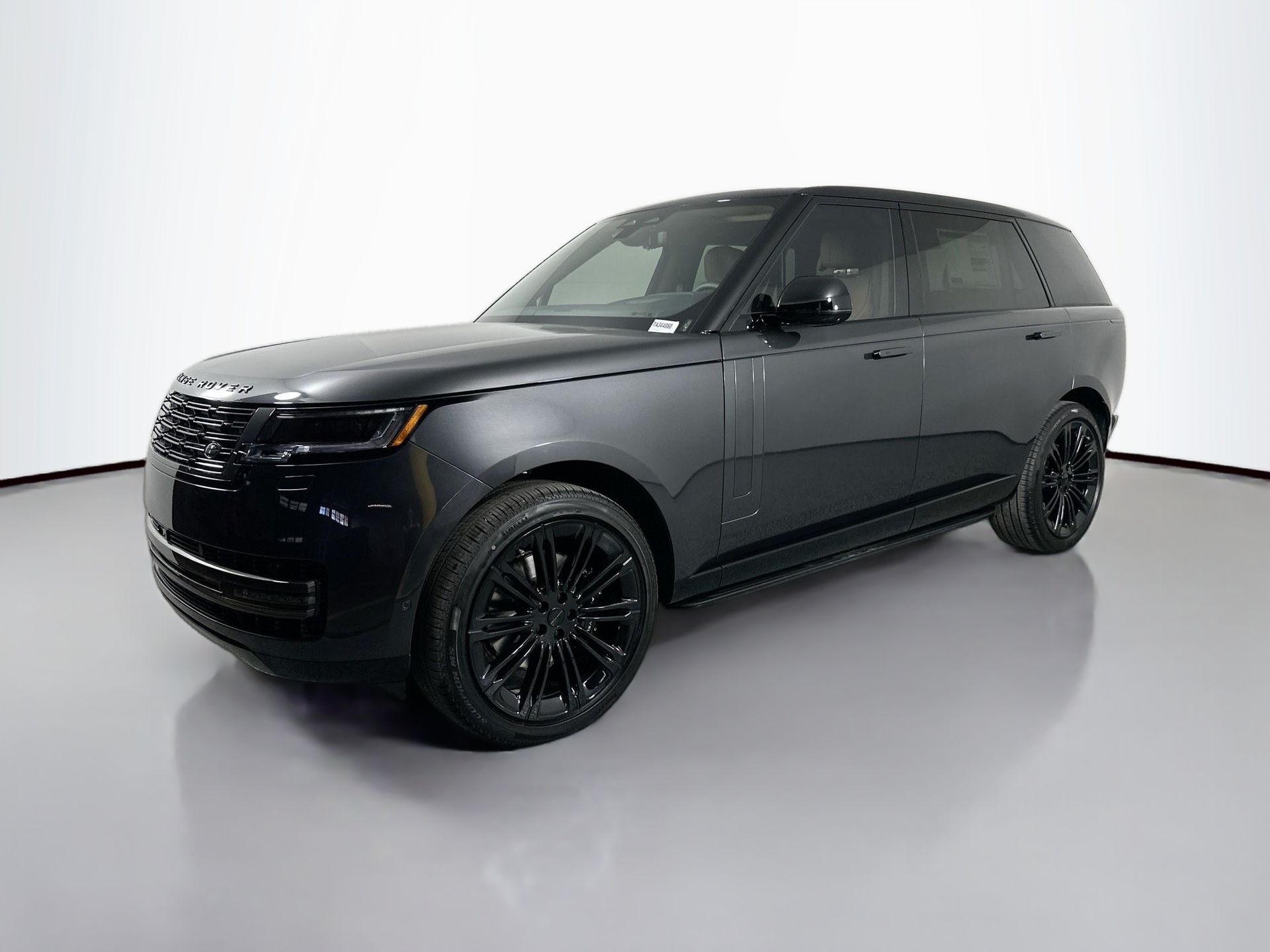 2026 Land Rover Range Rover SE's photo