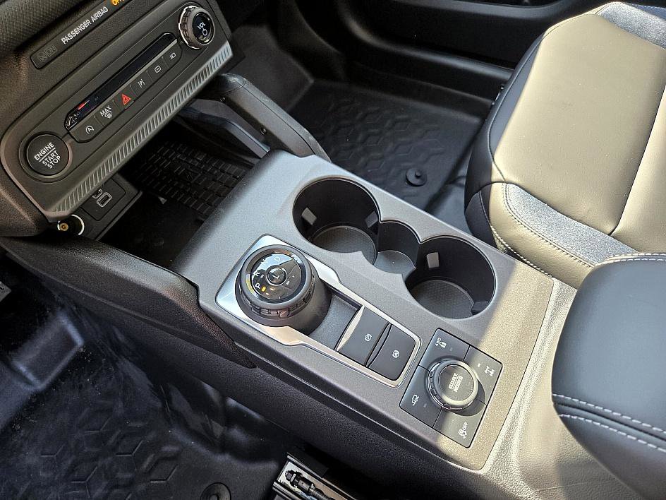 2025 Ford Bronco Sport Outer Banks photo 21