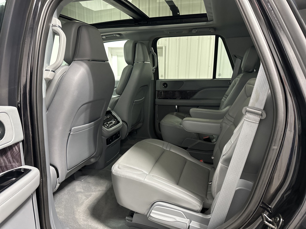2021 Lincoln Navigator Reserve photo 20