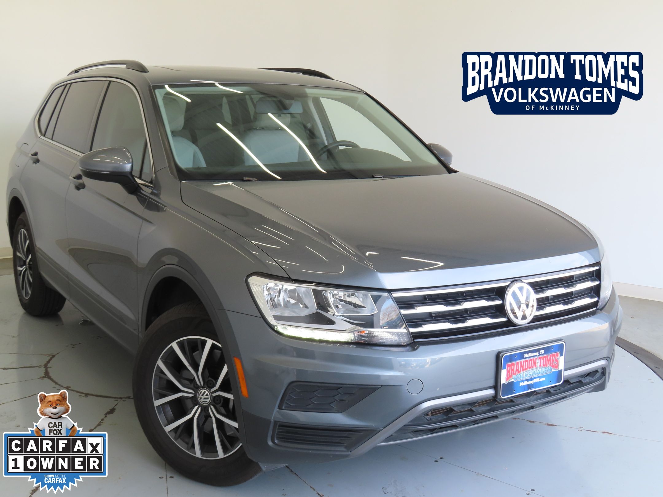 2019 Volkswagen Tiguan SE's photo