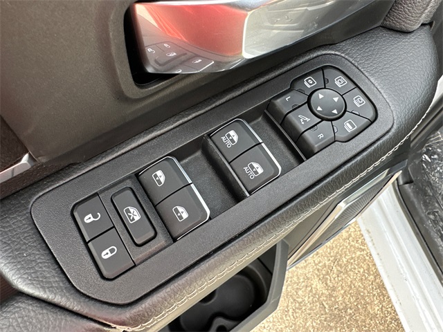 2025 Ram 2500 Laramie photo 25