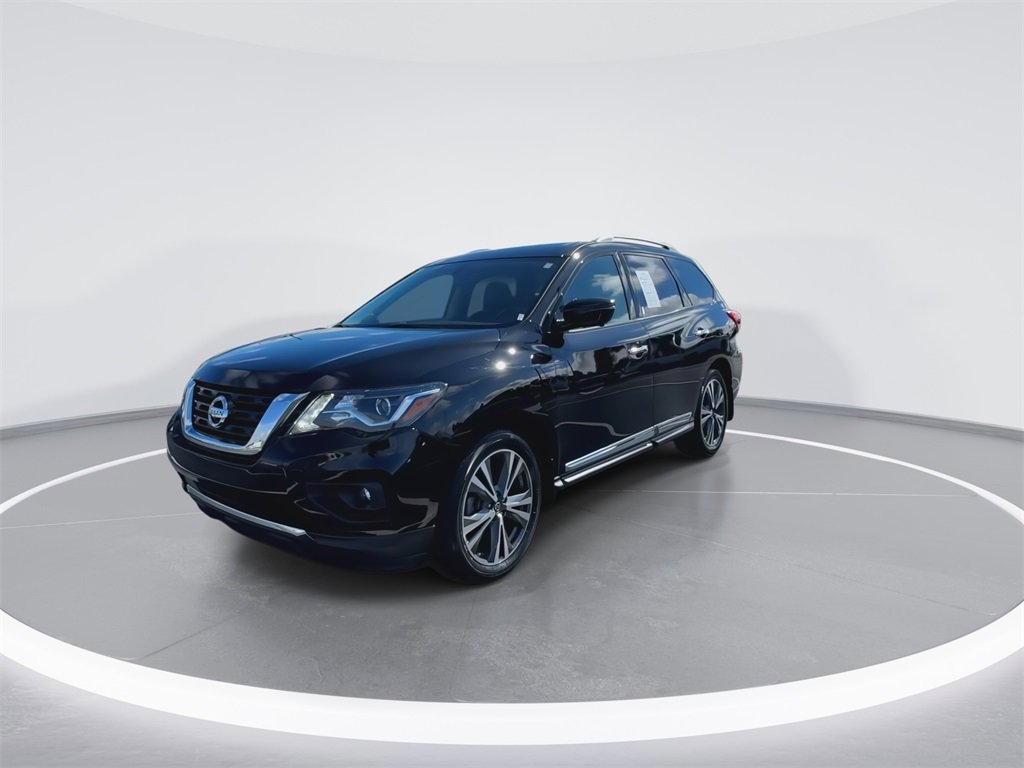 2019 Nissan Pathfinder Platinum photo 3