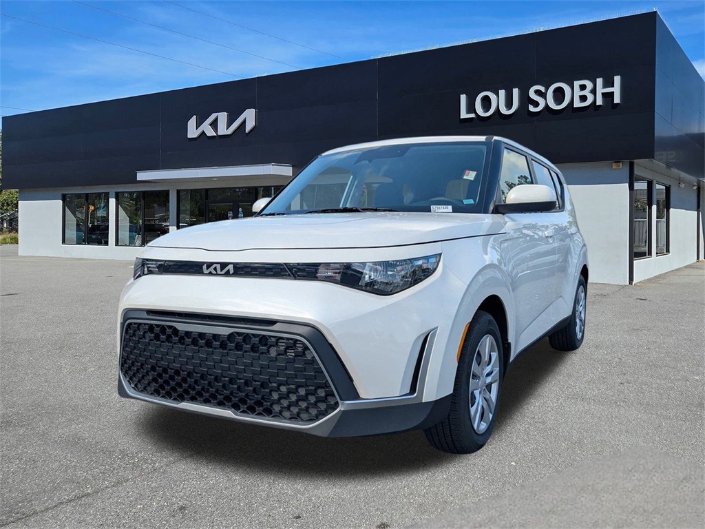 2025 Kia Soul LX photo 4