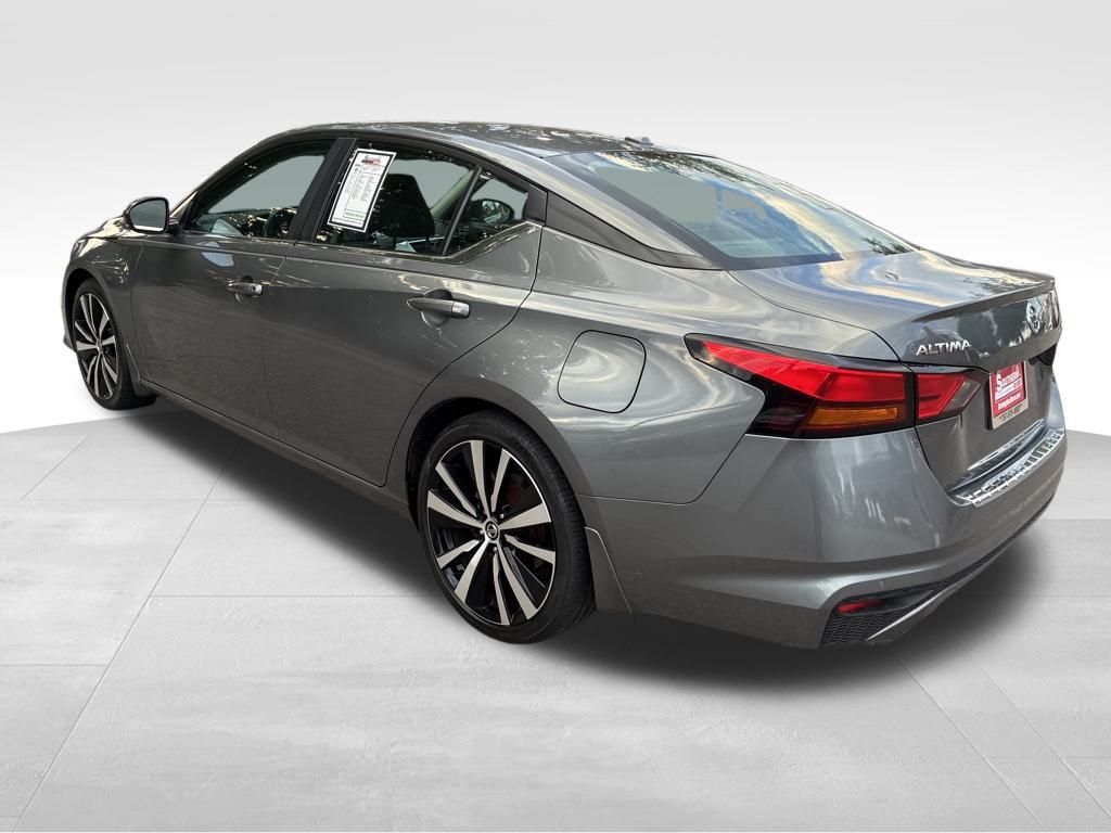 2021 Nissan Altima 2.5 SR photo 3