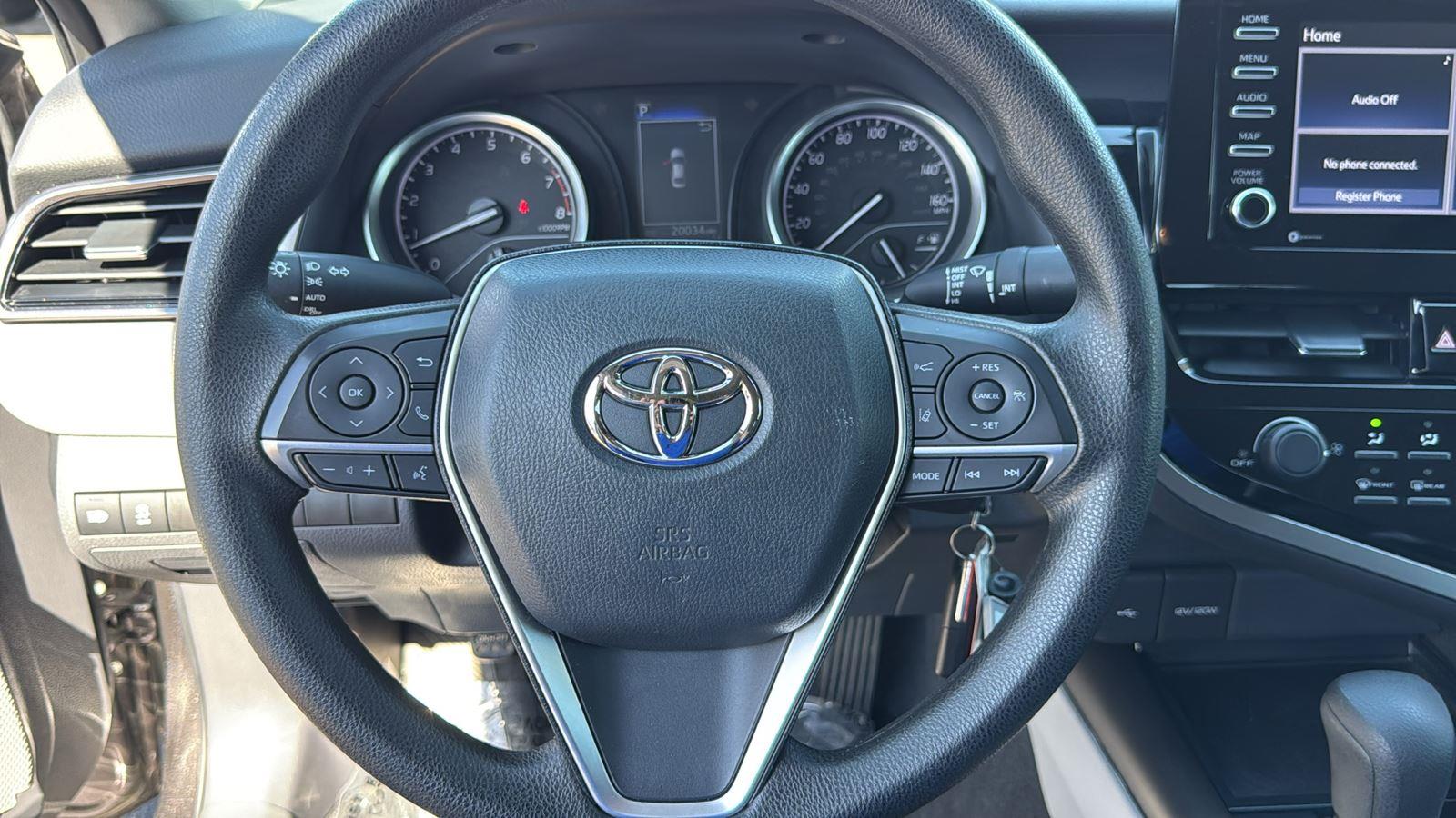 2021 Toyota Camry LE photo 15