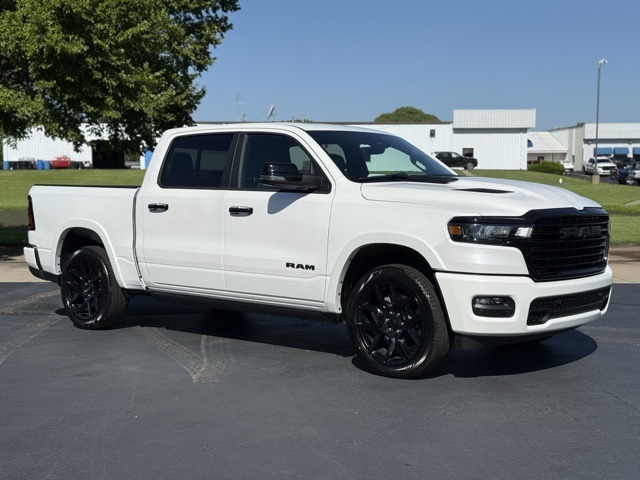 2026 RAM Ram 1500 Pickup Laramie's photo