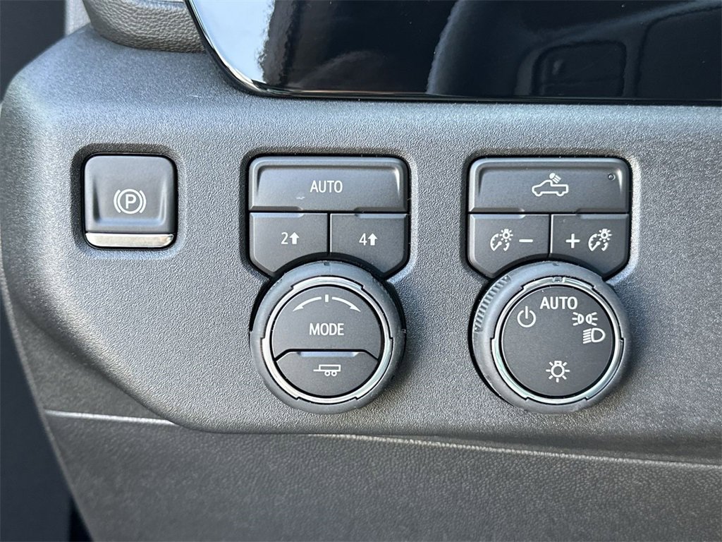 2026 Chevrolet Silverado 1500 LT photo 18