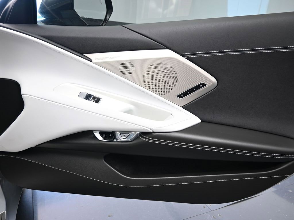 2023 Chevrolet Corvette Stingray 2LT photo 26