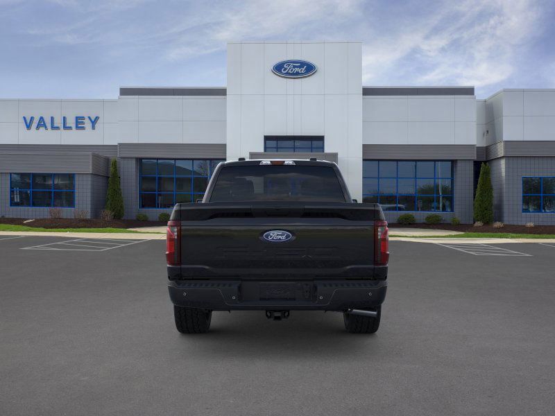 2025 Ford F-150 STX photo 4