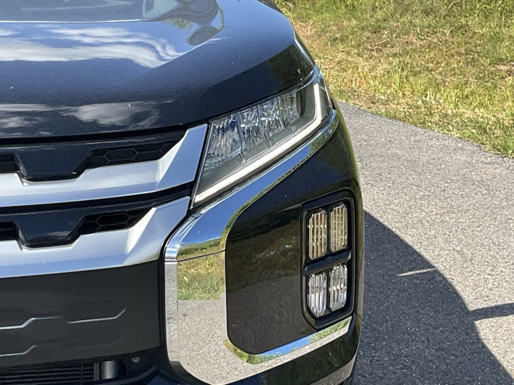 Used 2022 Mitsubishi Outlander Sport SE with VIN JA4APVAU5NU002416 for sale in Dickson City, PA