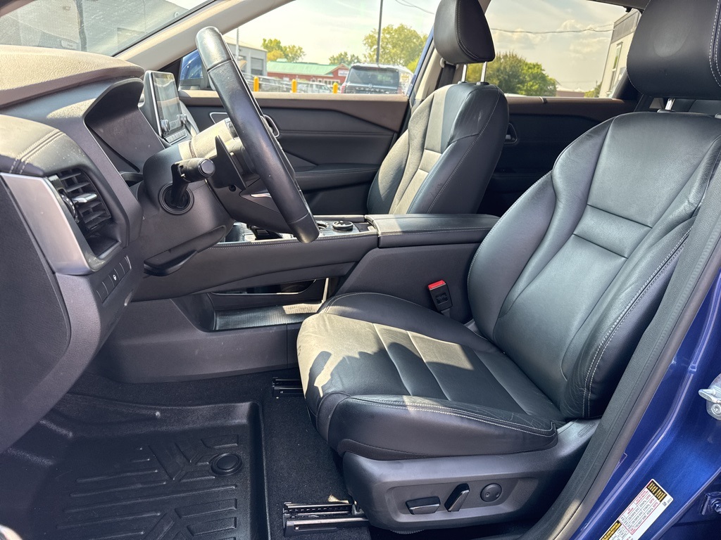 2021 Nissan Rogue SL photo 12