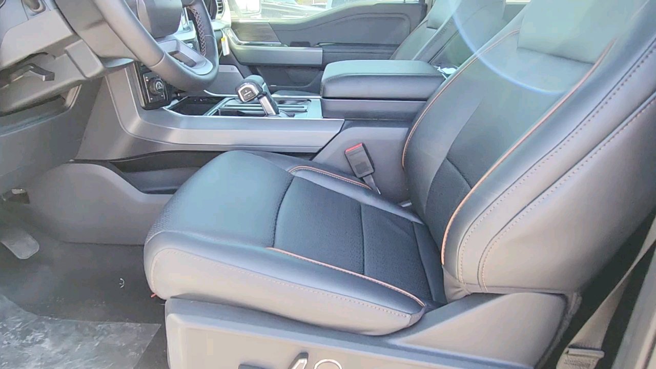 2025 Ford F-150 Lariat photo 20