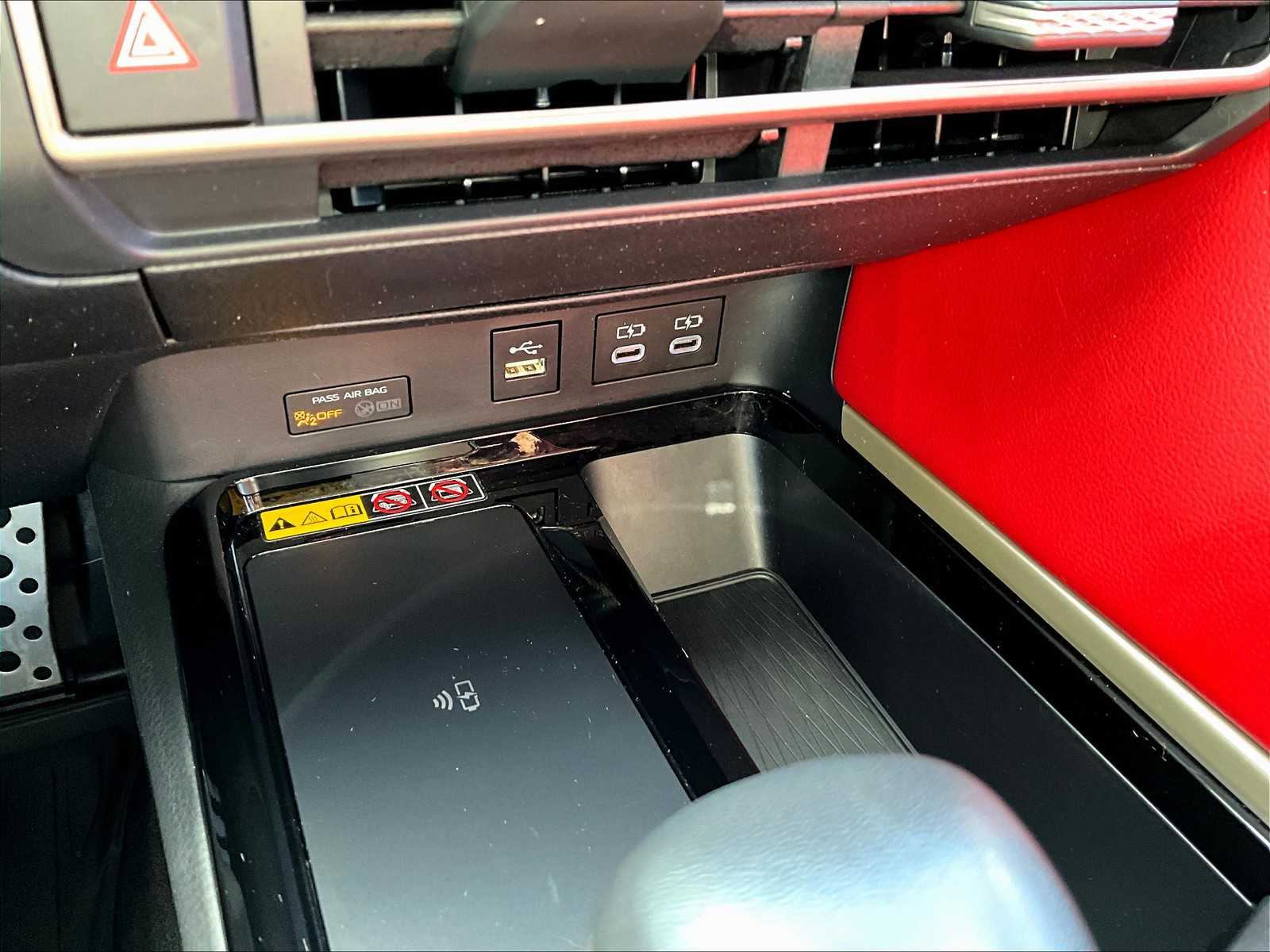 2025 Toyota Camry XSE photo 27