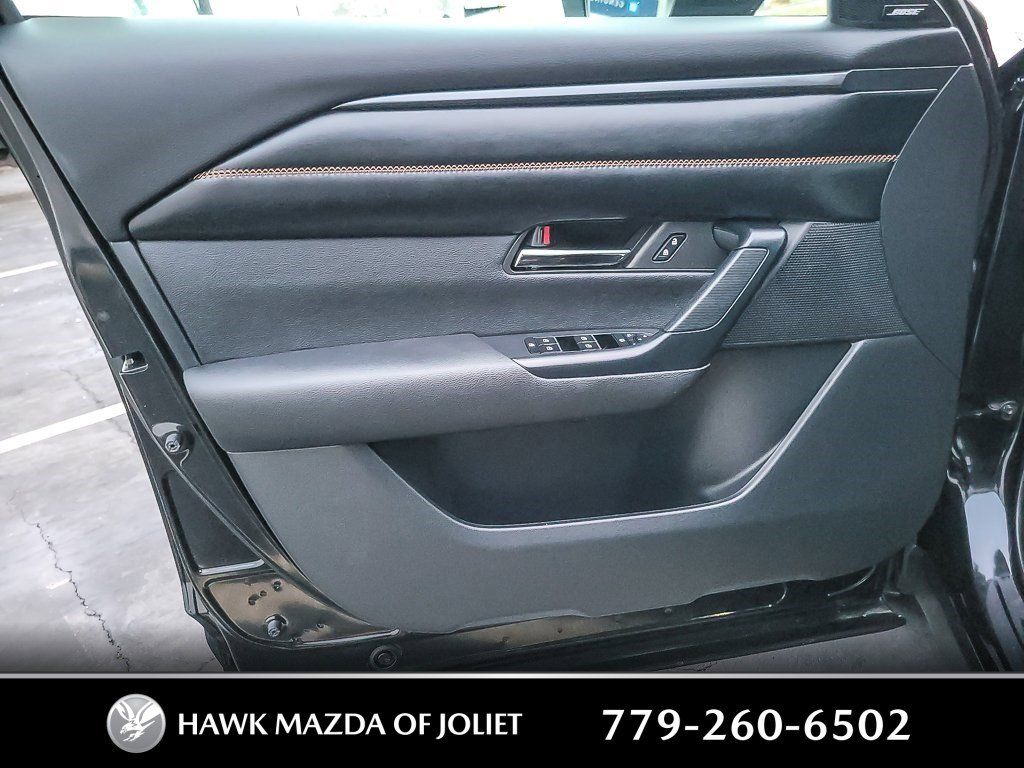 2023 MAZDA CX-50 - Image 16