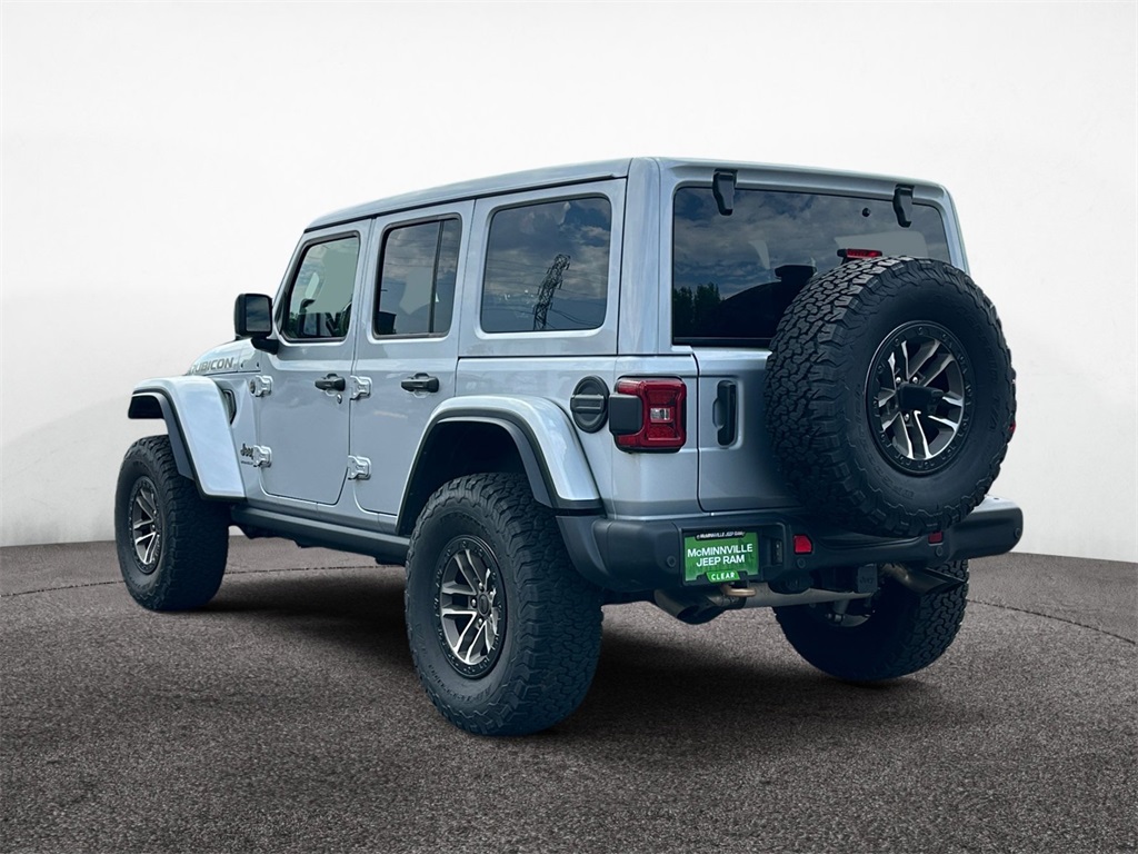 2024 Jeep Wrangler Rubicon 392 photo 3