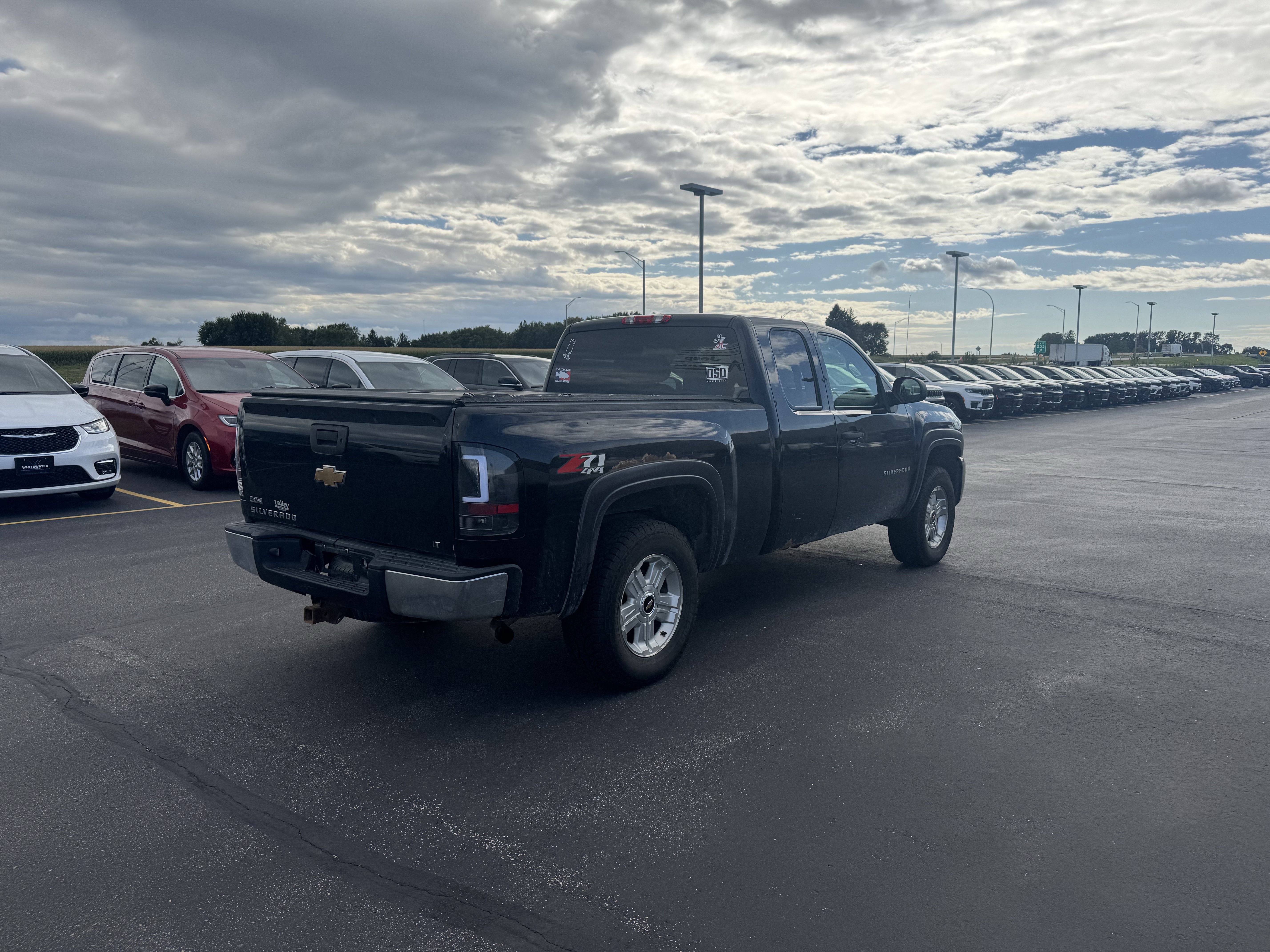 Used 2008 Chevrolet Silverado 1500 1LT with VIN 2GCEK190081327877 for sale in Burnsville, Minnesota