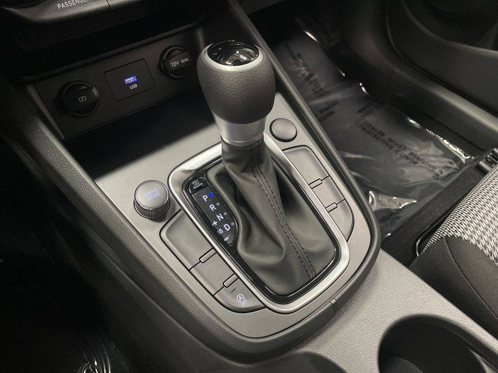 2023 Hyundai Kona SE photo 15