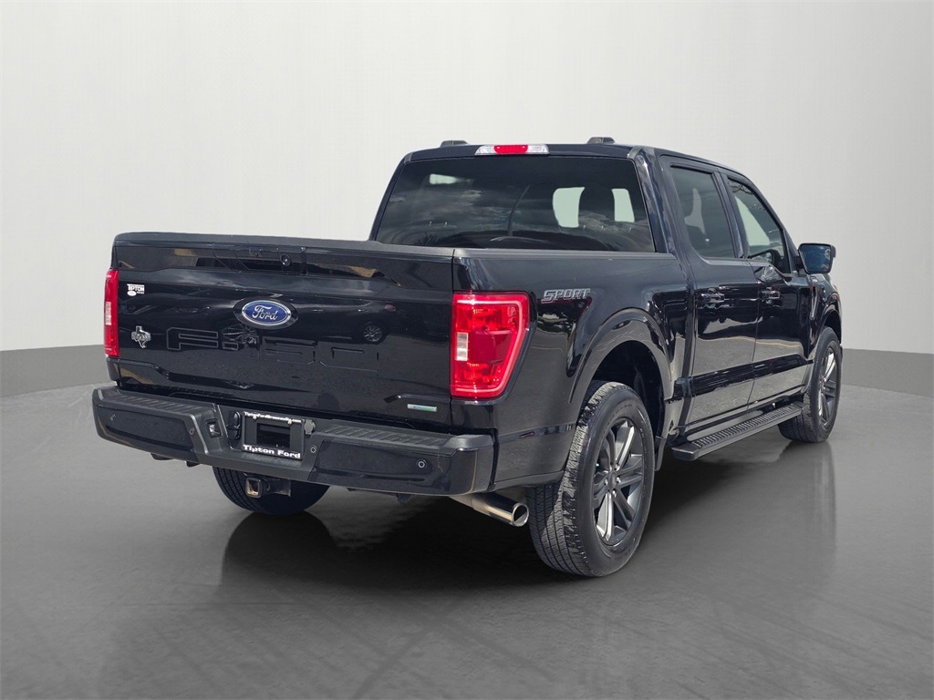 2023 Ford F-150 XLT photo 2