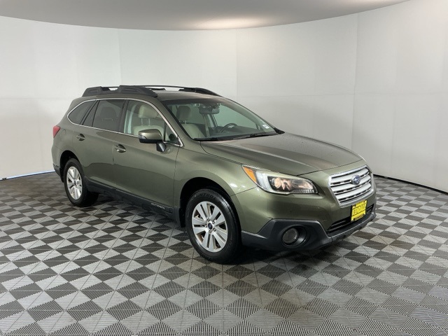2016 Subaru Outback 2.5i Premium photo 3
