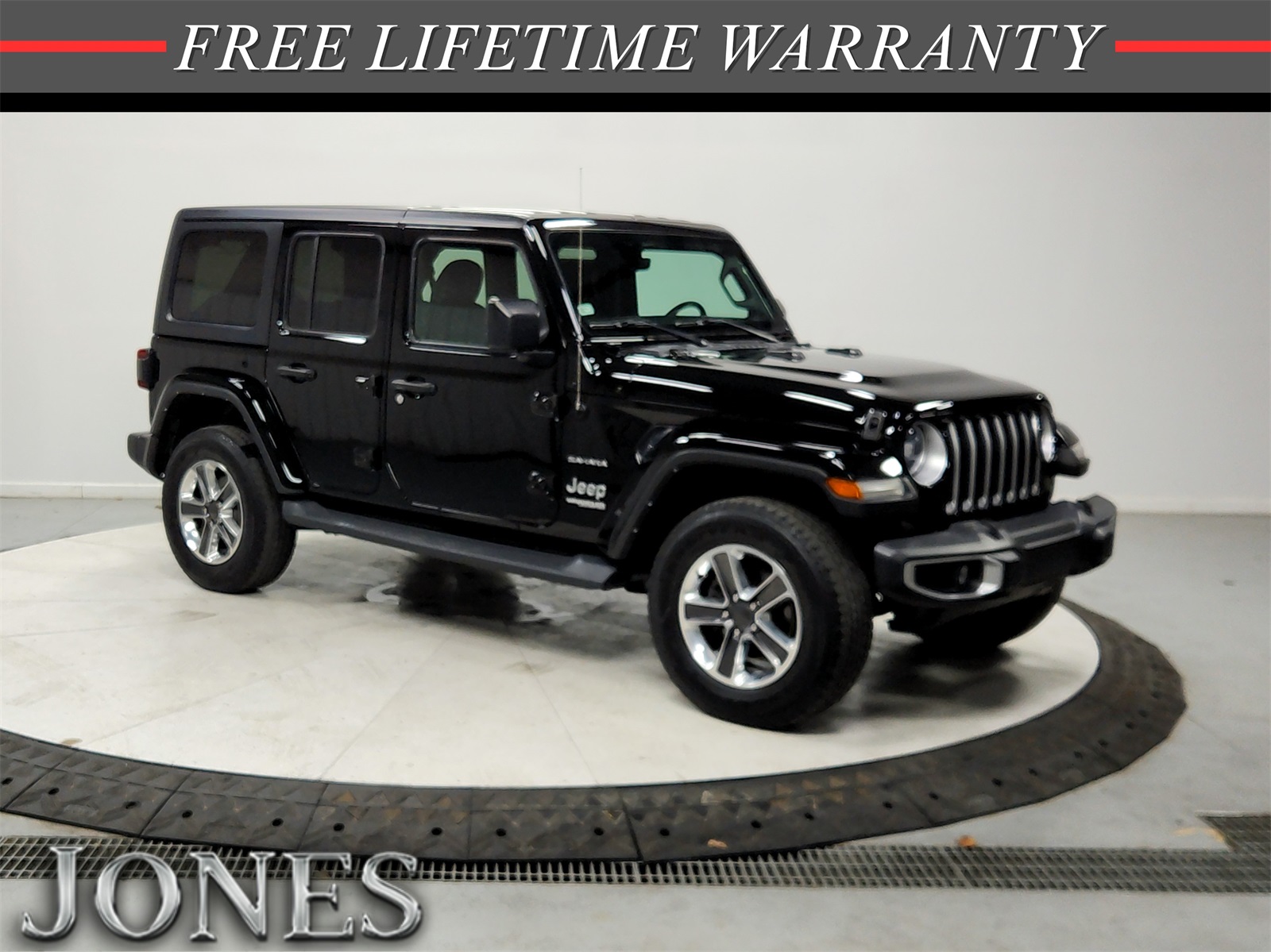 2021 Jeep Wrangler Unlimited Sahara's photo