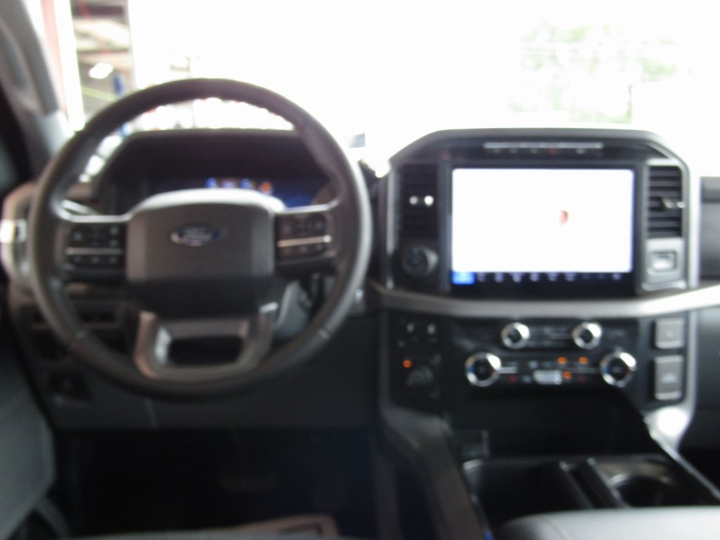 2024 Ford F-150 XLT photo 5