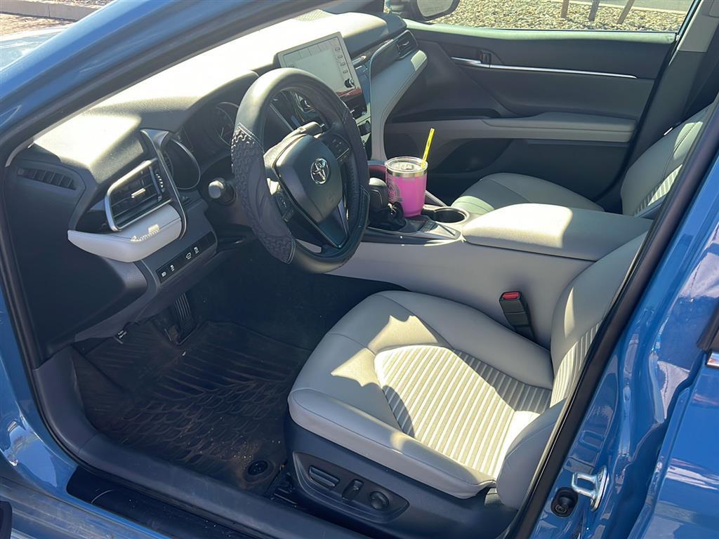 2023 Toyota Camry SE photo 5