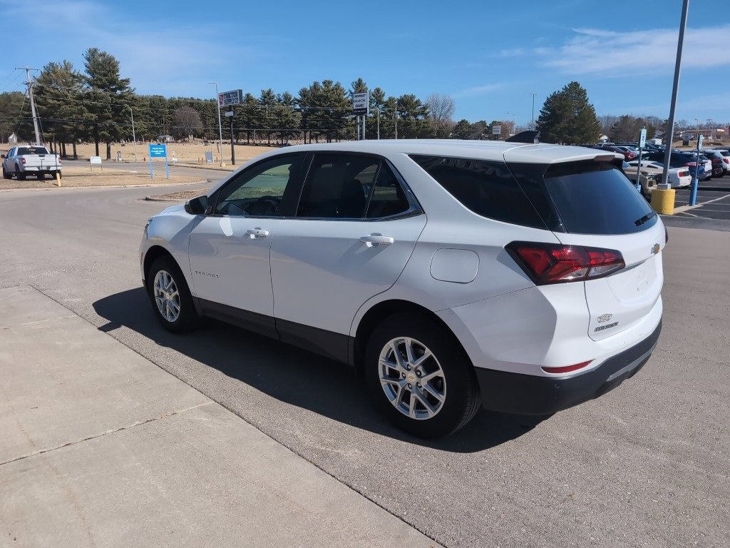 2024 Chevrolet Equinox LT photo 6