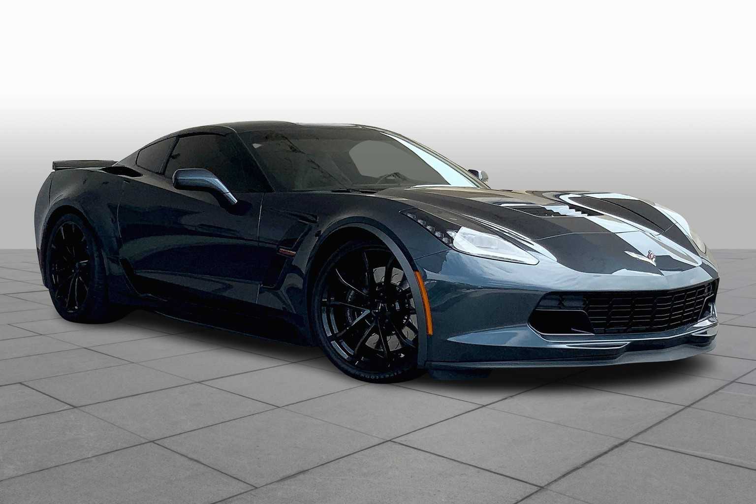 2019 Chevrolet Corvette Grand Sport 1LT photo 2