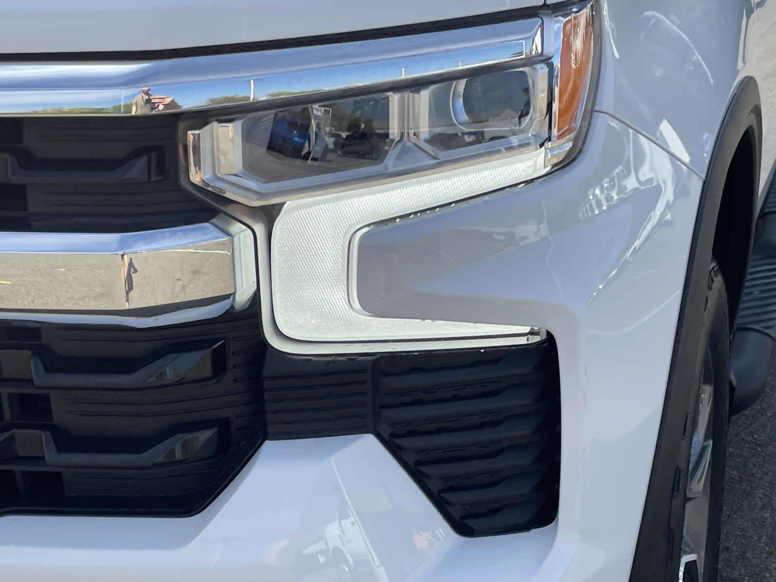 2022 Chevrolet Silverado 1500 LT photo 8
