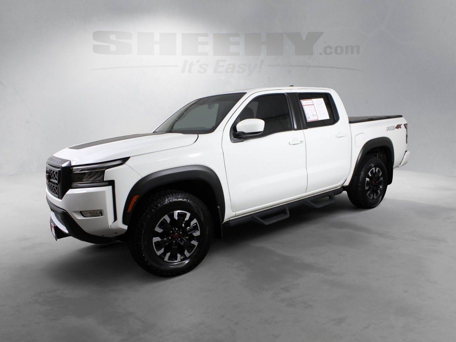 2024 Nissan Frontier PRO-4X photo 3