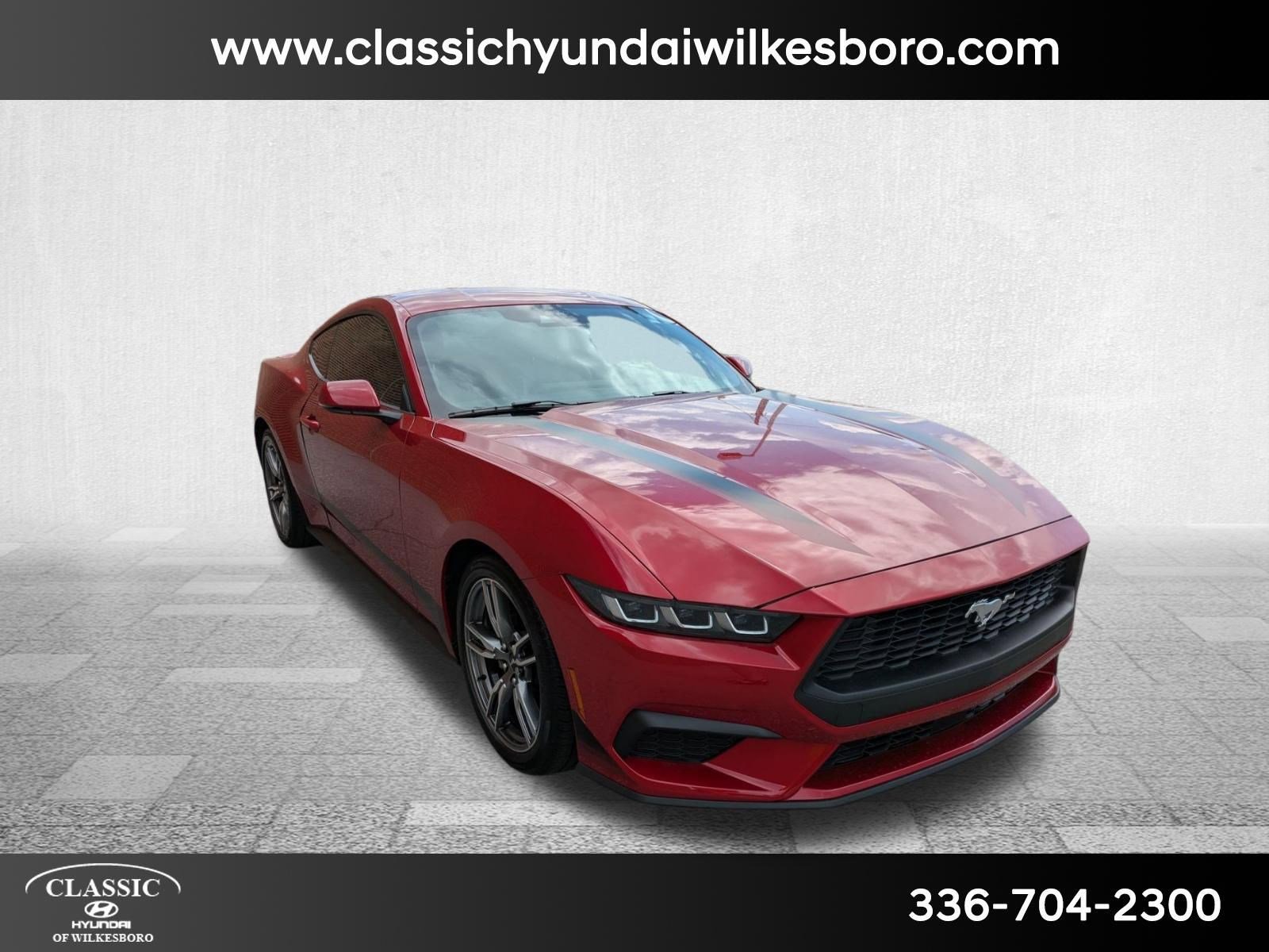 2024 Ford Mustang EcoBoost Premium photo 3