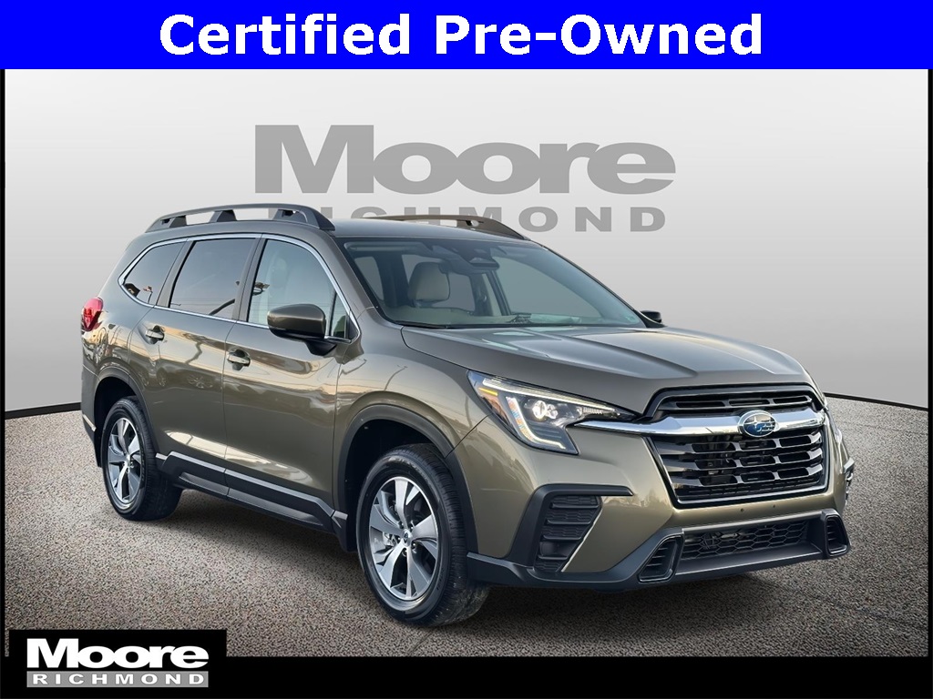 2025 Subaru Ascent Premium's photo