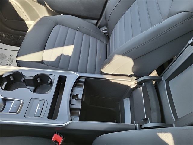 2024 Ford Edge SE photo 27