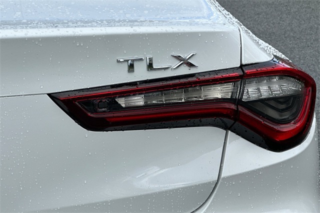 2025 Acura TLX Technology photo 7