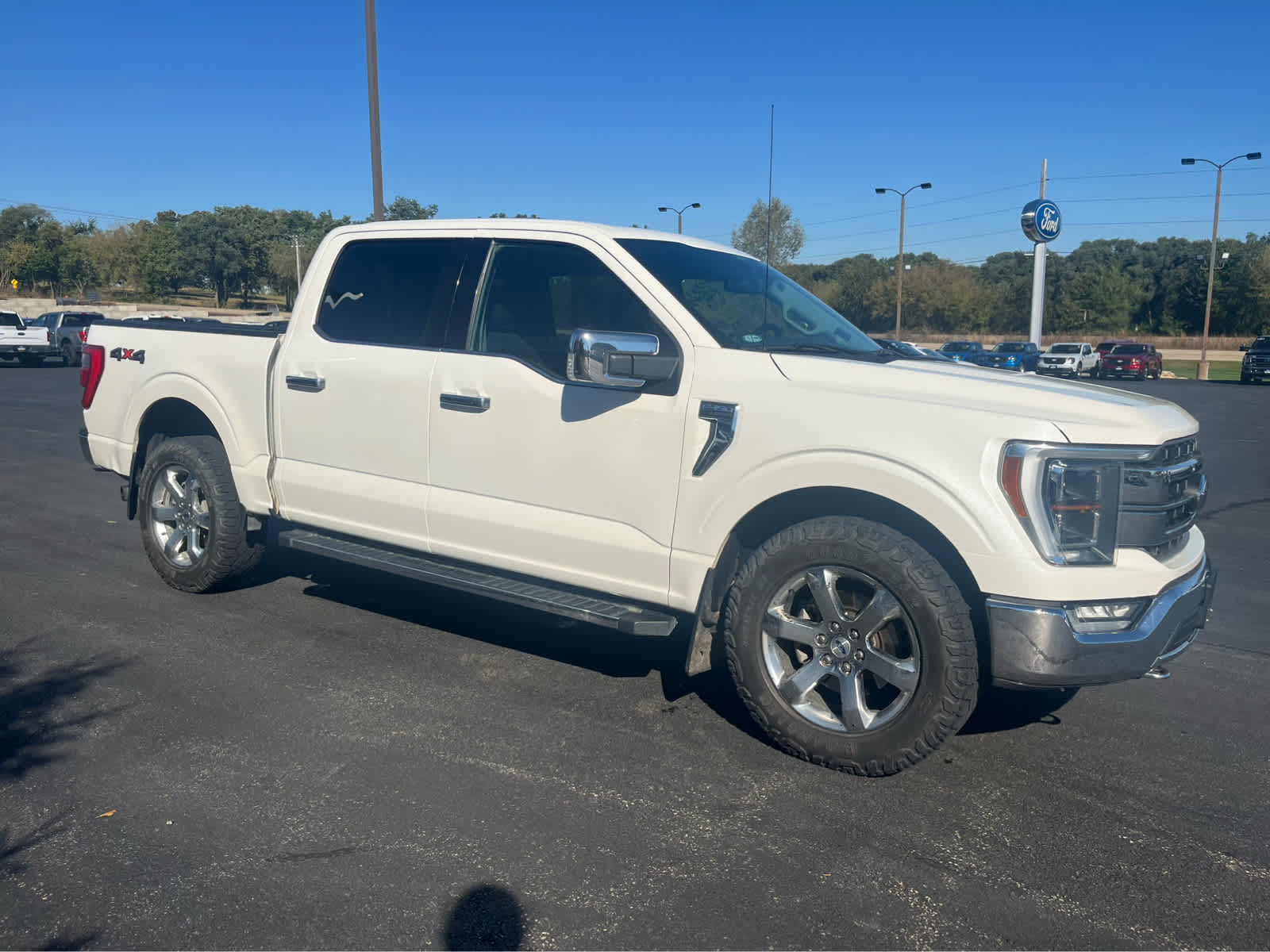 2021 Ford F-150 Lariat photo 2