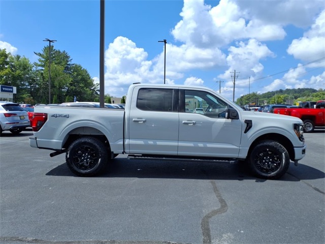 2024 Ford F-150 XLT photo 21