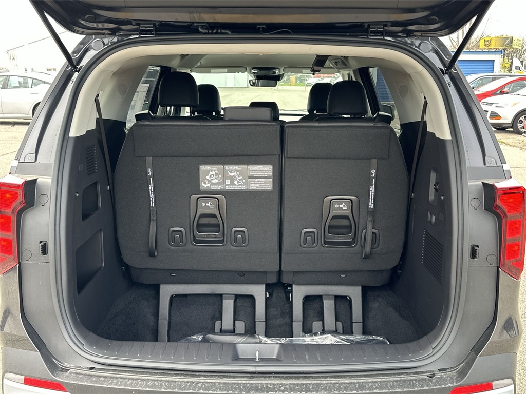 2025 Kia Carnival LXS photo 31