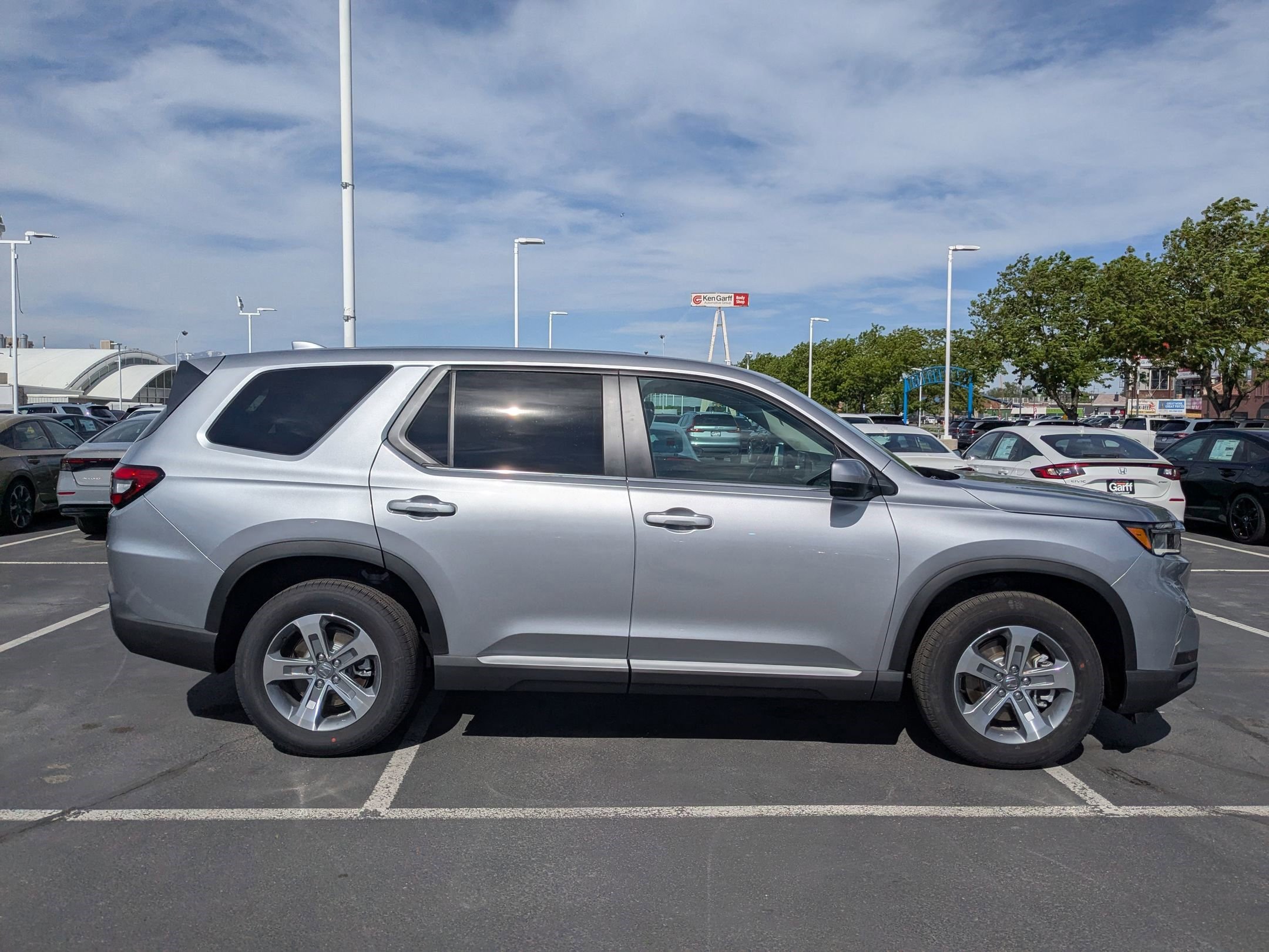 2025 Honda Pilot EX-L photo 2