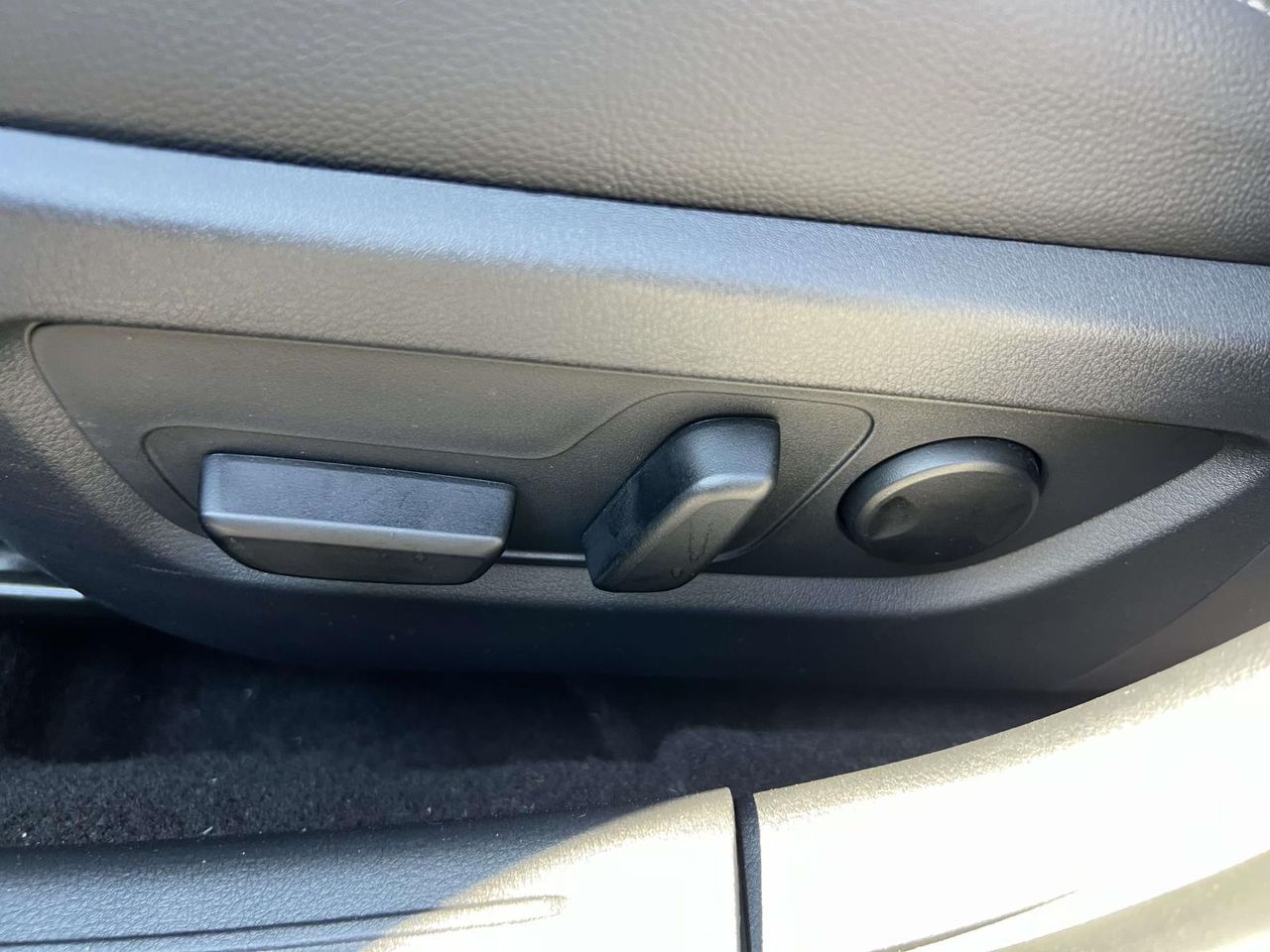 2023 Mazda CX-50 2.5 Preferred Plus photo 16