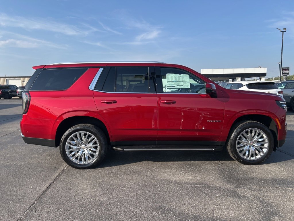 2025 Chevrolet Tahoe LT photo 2