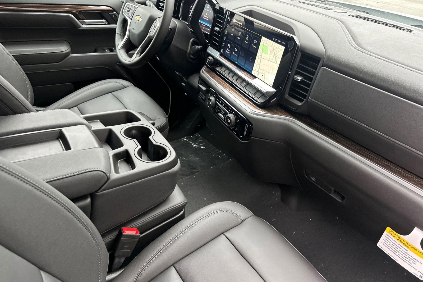 2025 Chevrolet Silverado LT photo 17