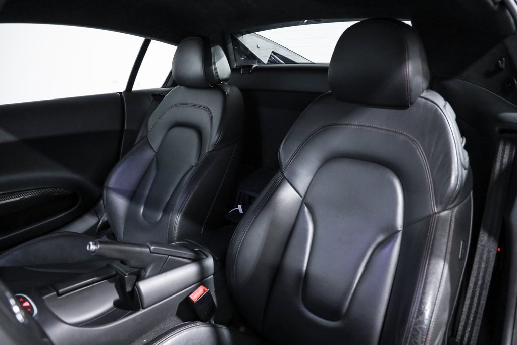2012 Audi R8 Coupe photo 35