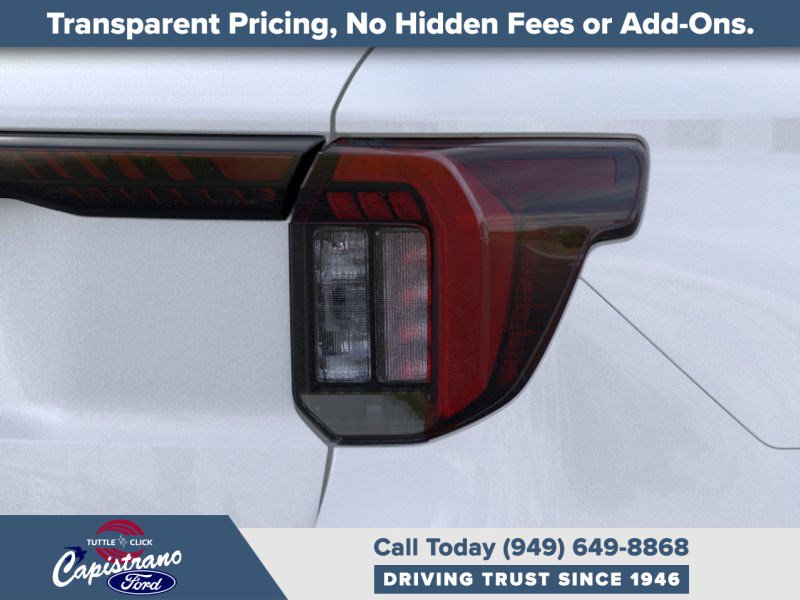 2025 Ford Explorer ST-Line photo 2