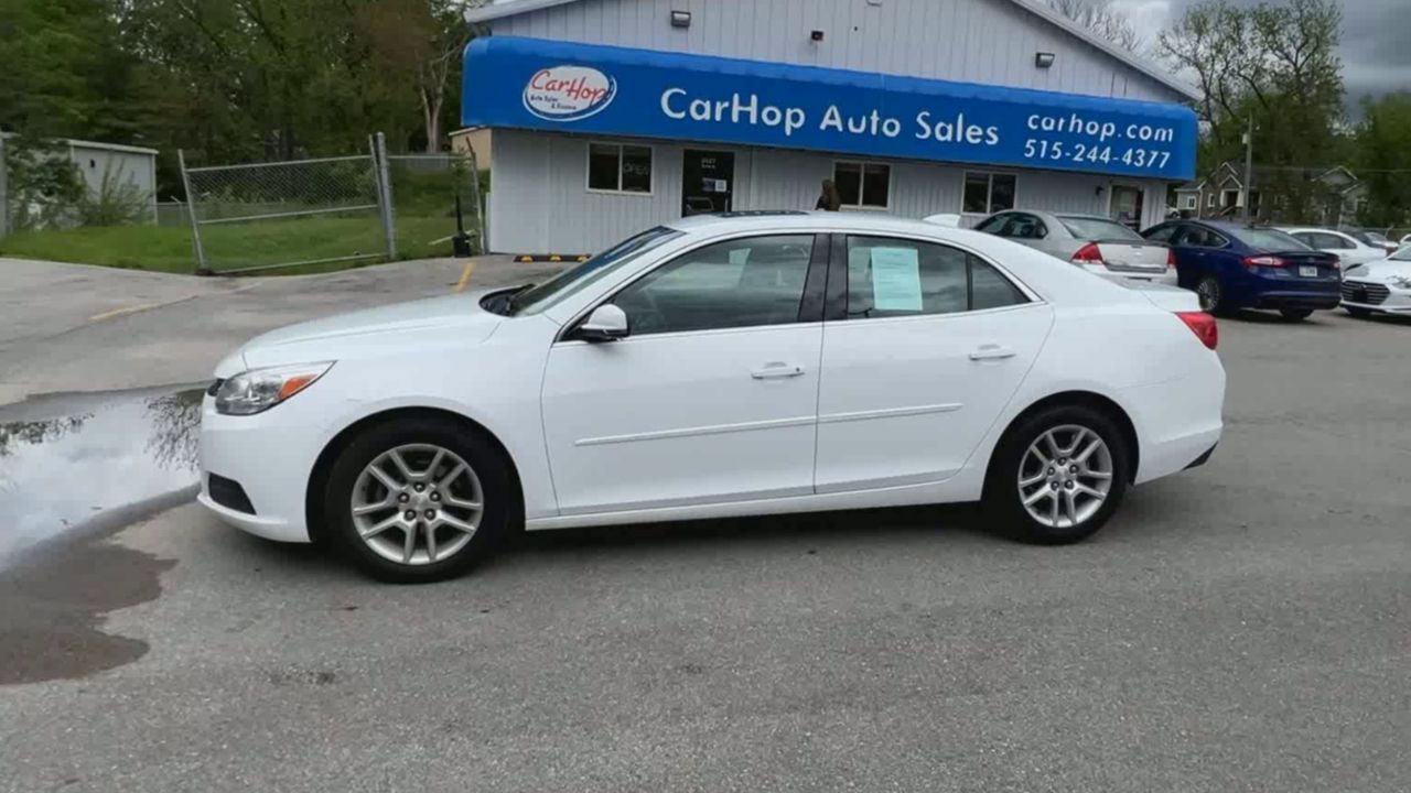 PreOwned 2015 Chevrolet Malibu LT Sedan 4D 4D SEDAN Y804915 in Des