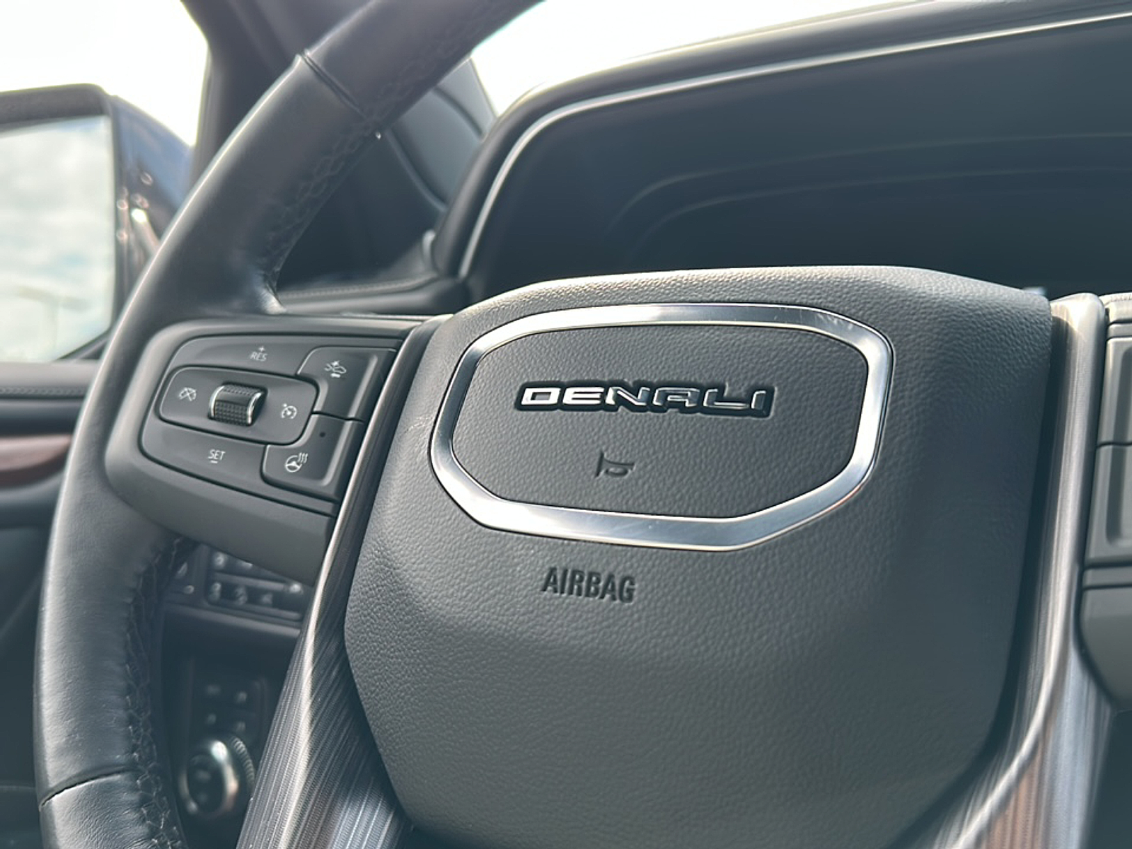 2023 Gmc Yukon Denali Ultimate photo 7