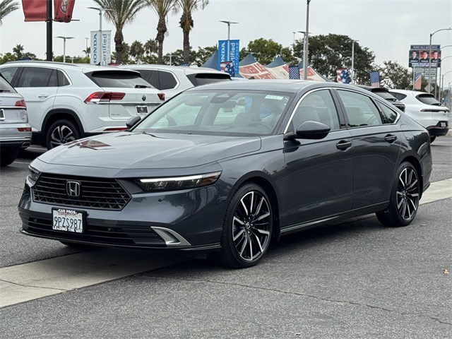 2025 Honda Accord Hybrid Touring photo 3